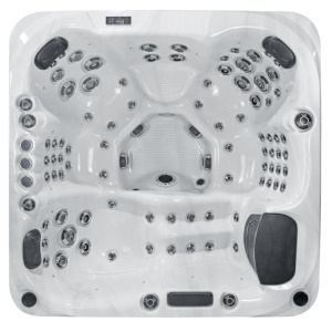 Palma Hot Tub